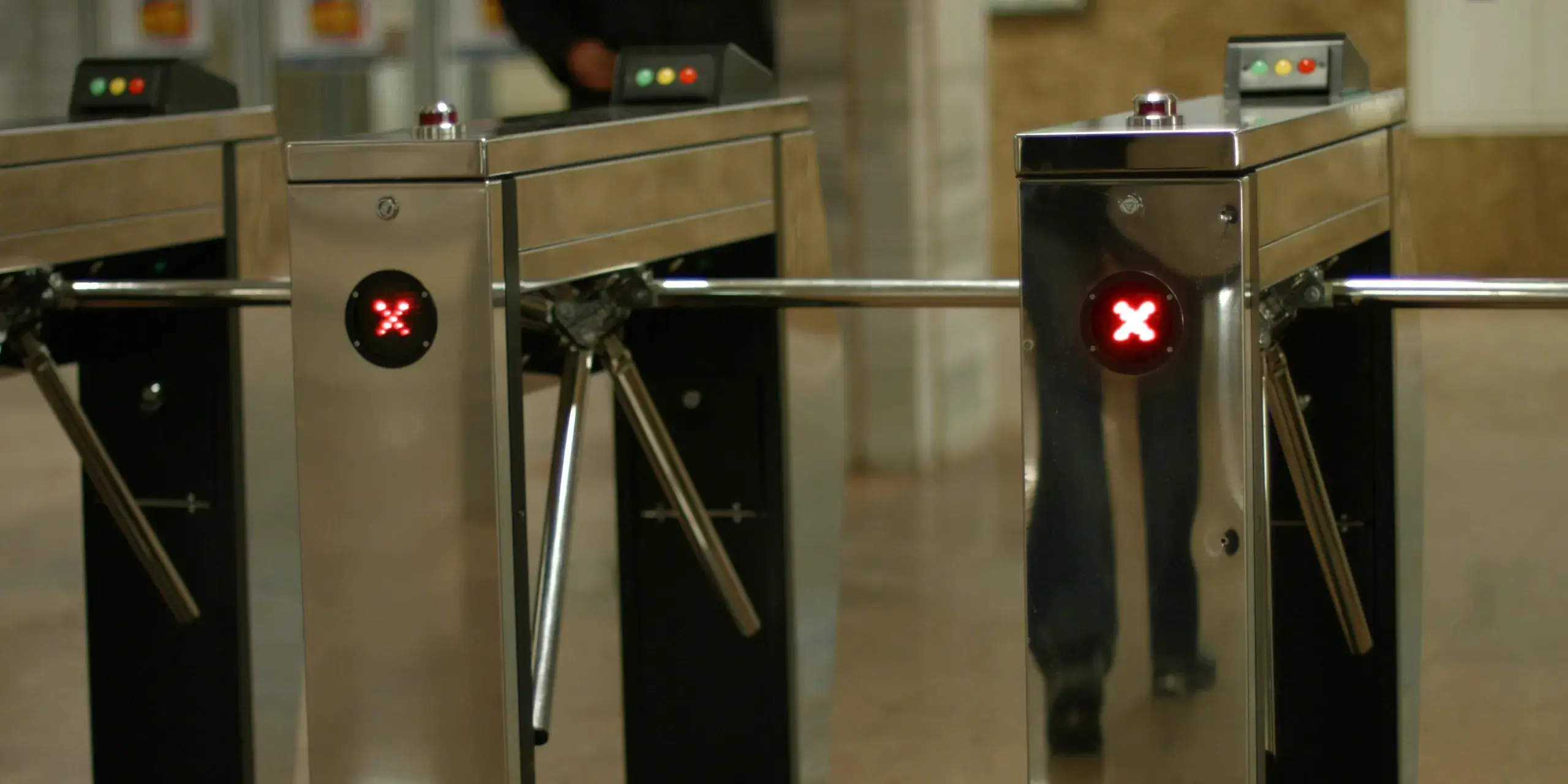 turnstiles-in-the-subway-2024-09-17-04-54-29-utc